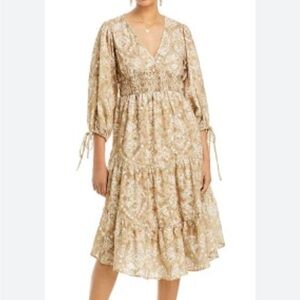 New Cupio Elegant V-Neck Smocked Dress